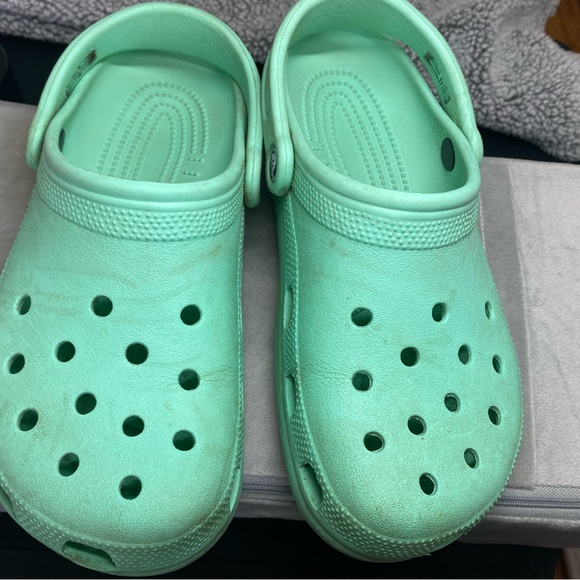 Crocs - Picture 2 of 4